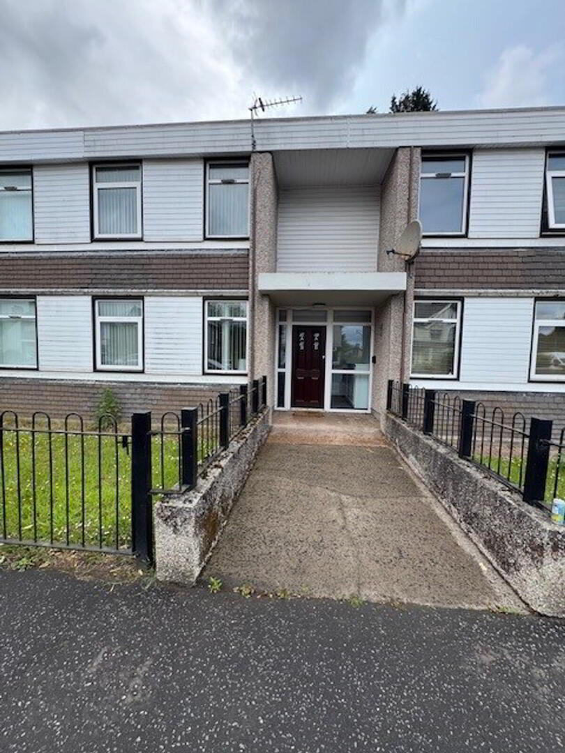 47b Finaghy Road South 1 of 20