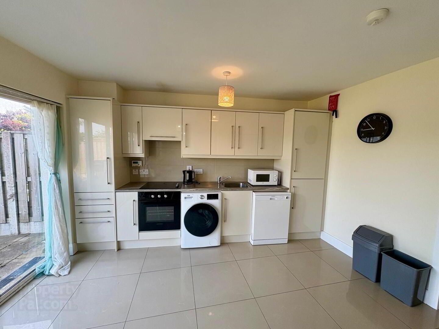 4 Windmill Avenue 6 of 12