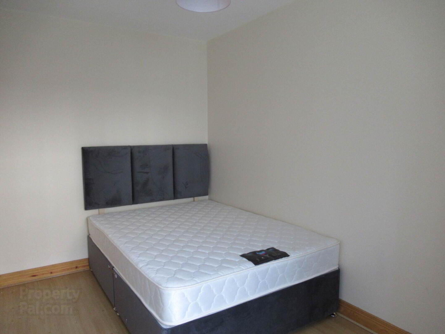 1 Lifford Court Apartments 4 of 4