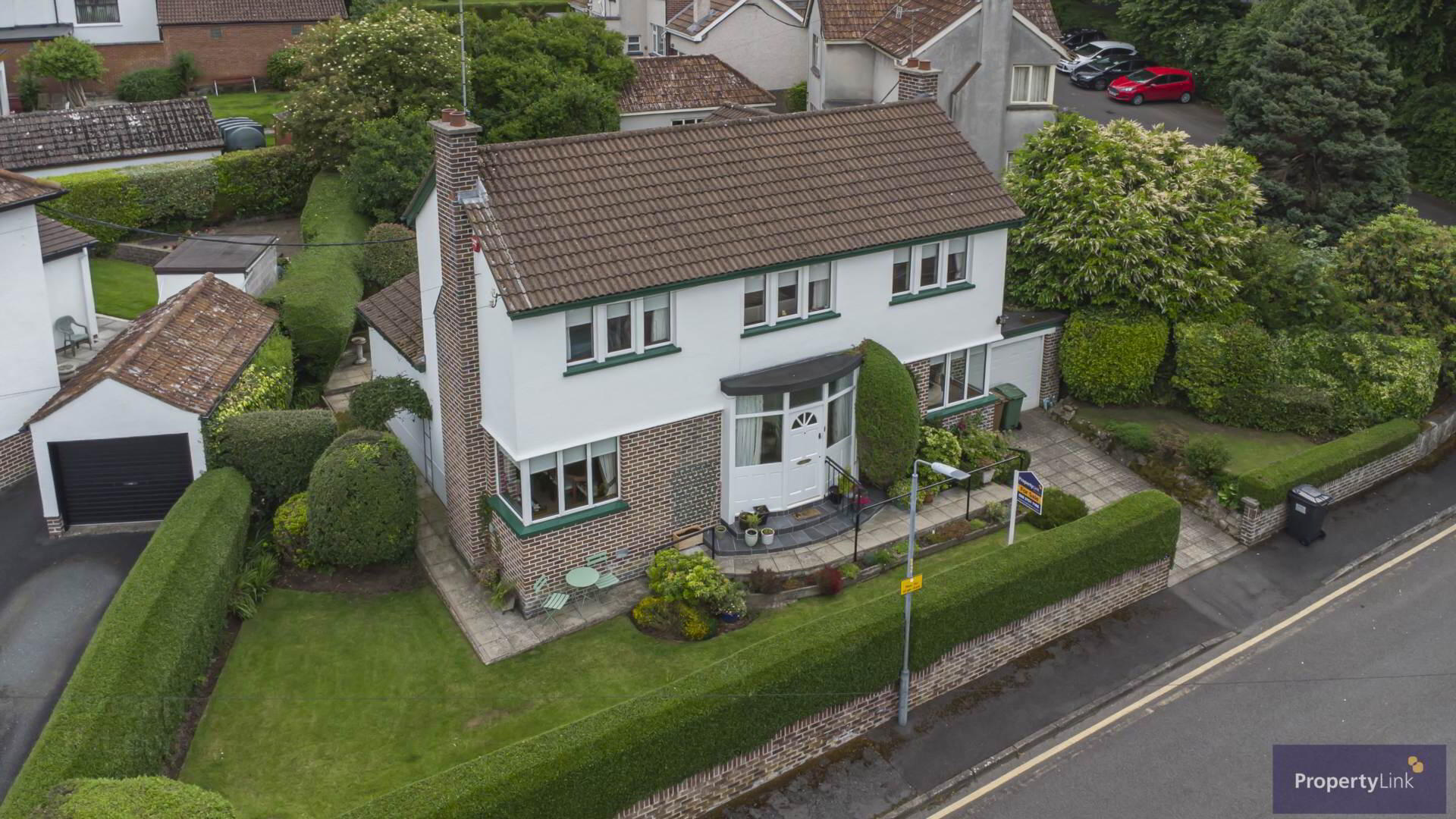 25 Charlemont Gardens 1 of 30