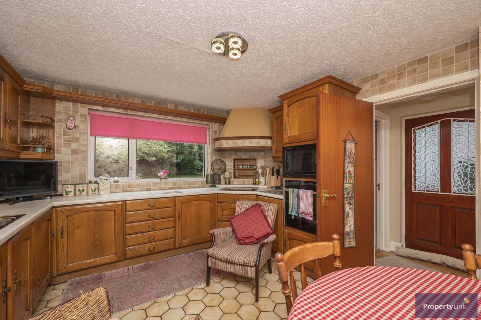 25 Charlemont Gardens 12 of 30