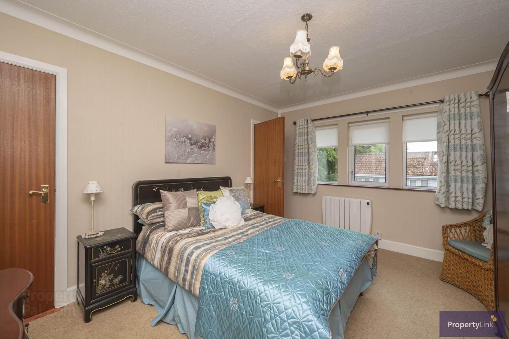 25 Charlemont Gardens 18 of 30