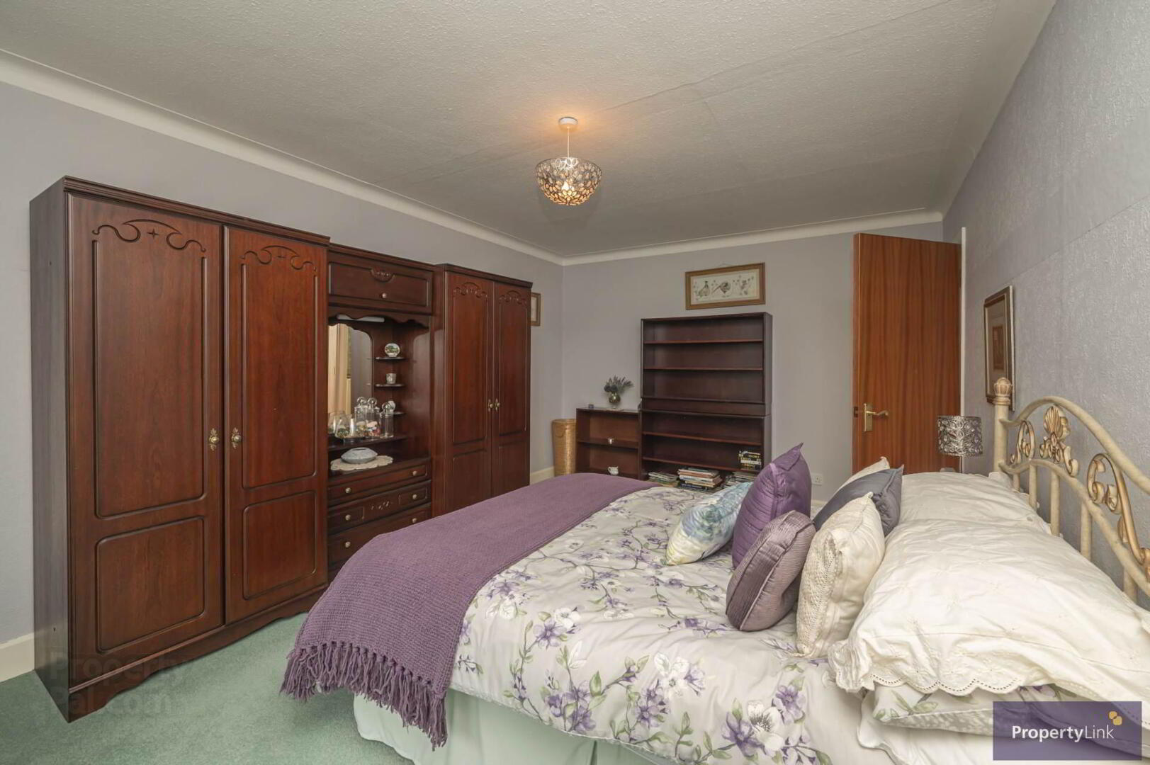 25 Charlemont Gardens 21 of 30
