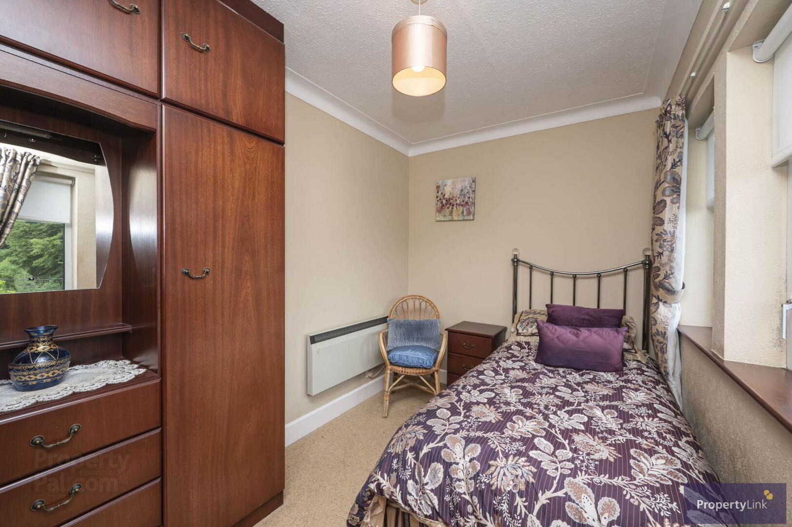 25 Charlemont Gardens 22 of 30
