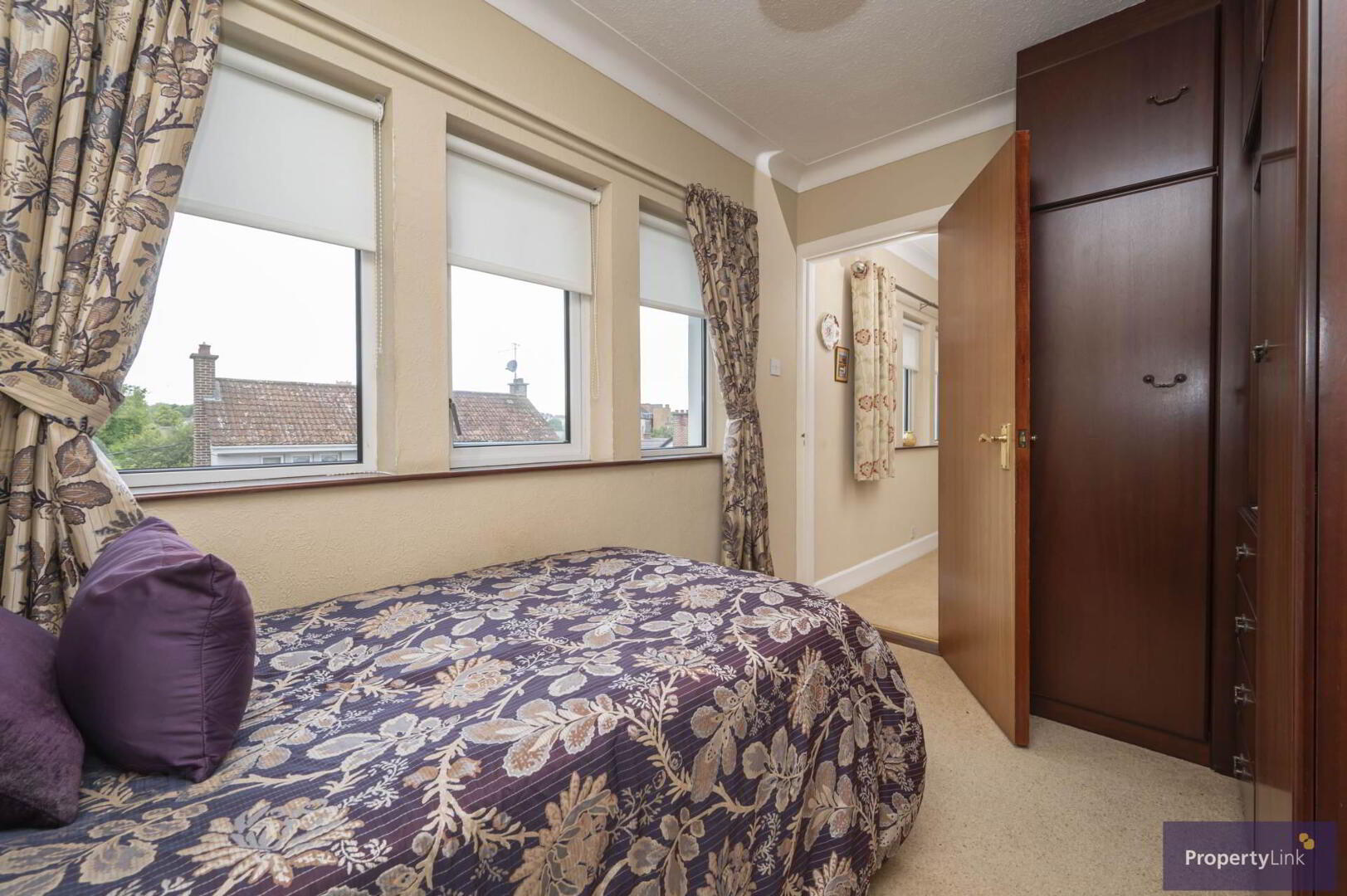 25 Charlemont Gardens 23 of 30