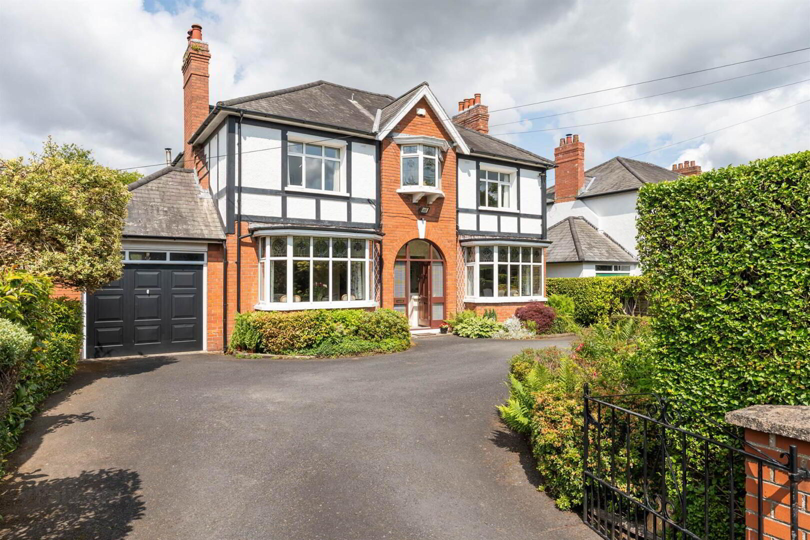 30 Hawthornden Road 1 of 39