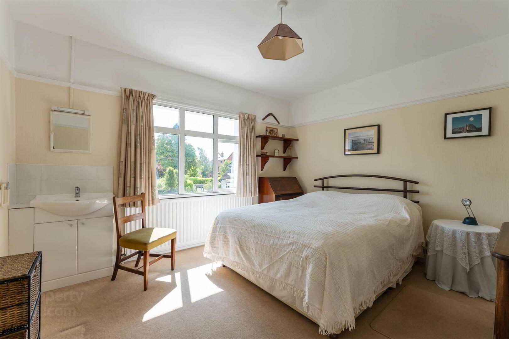 30 Hawthornden Road 27 of 39