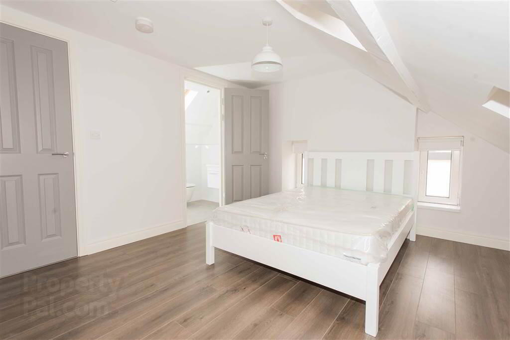 Apt 3c, Belmont Road 4 of 7