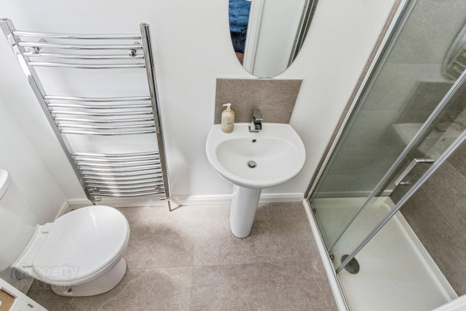 42 Balmoral Road 14 of 20