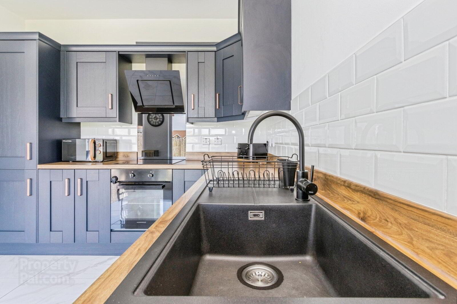 42 Balmoral Road 9 of 20