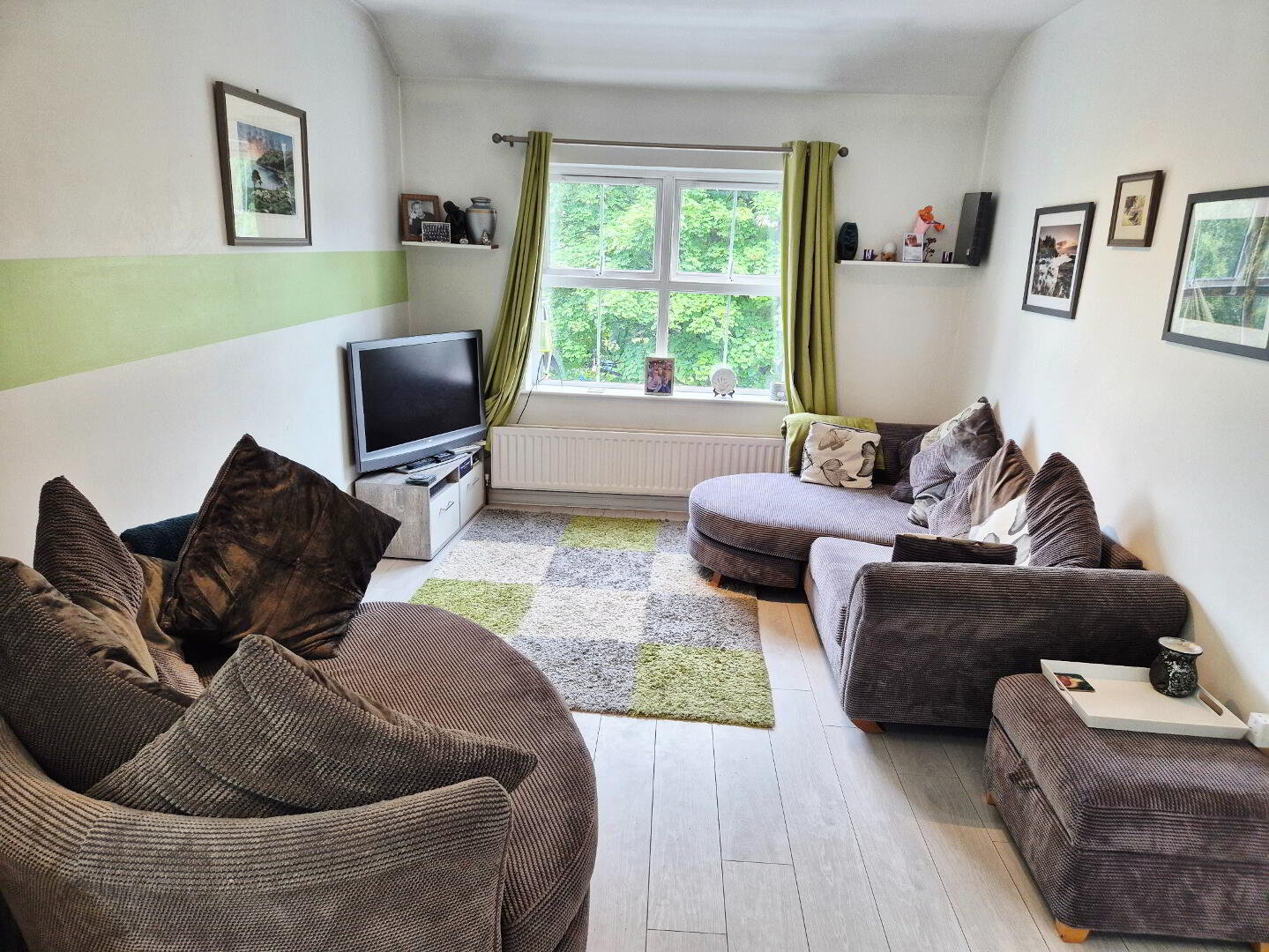 Apt 9 Fountain Court, Circular Road 4 of 17