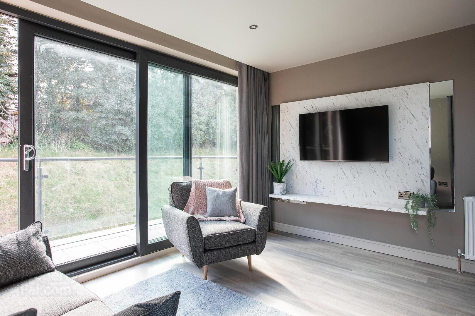 Apartment 42 Lesley Parklands 62 Knocknagoney Road 5 of 10