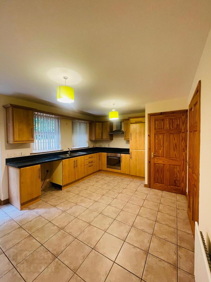 6 Riverbrook Drive 4 of 10