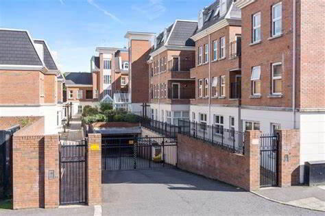Apartment 6 1a Fane Street 1 of 13