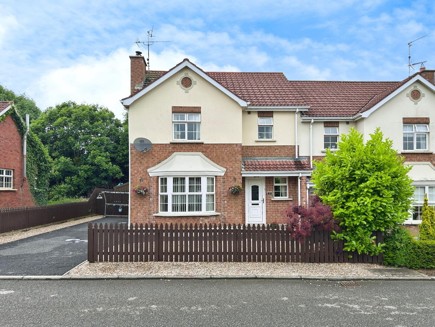 property description image
