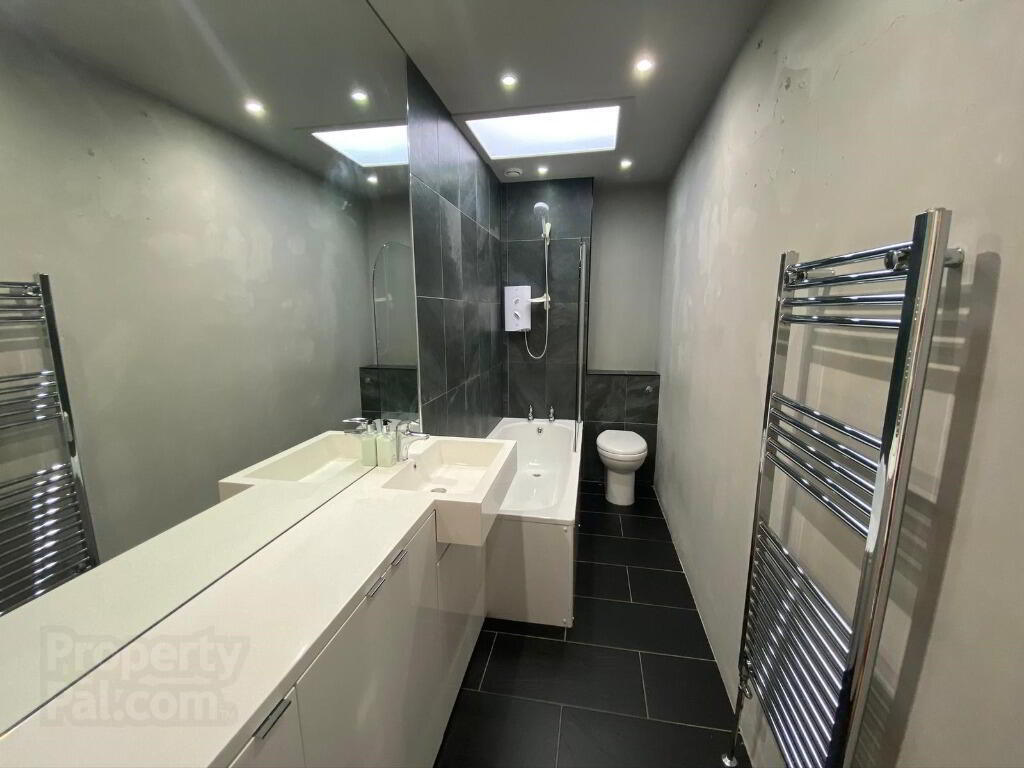 8 Atholl Place 7 of 14