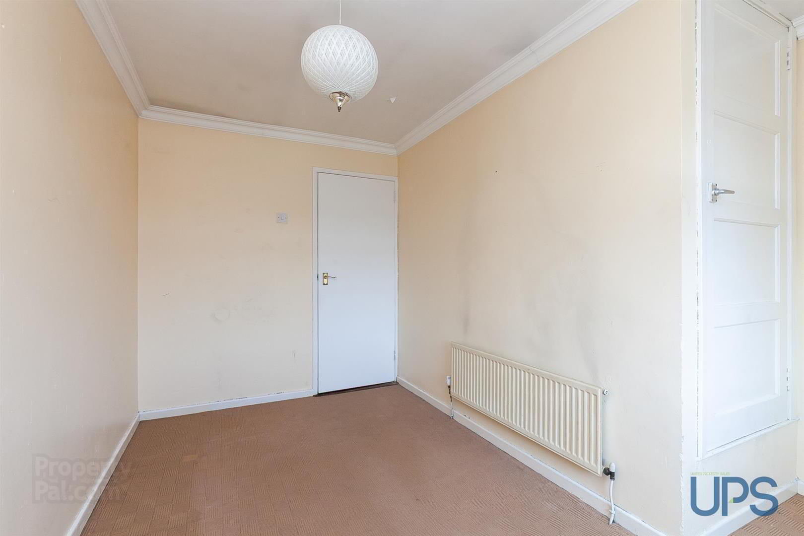 17 New Barnsley Crescent 12 of 20