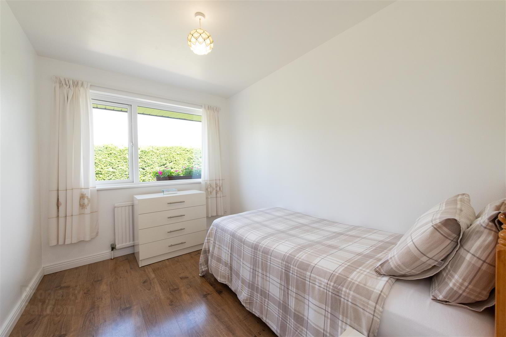 252a & 252b Castlewellan Road 25 of 56