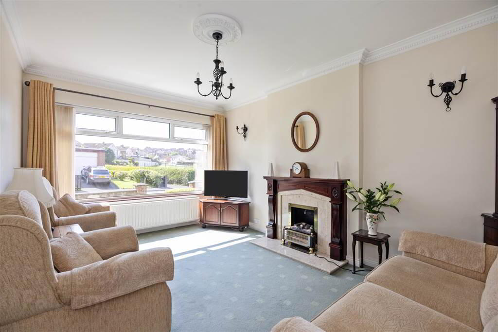 14 Knocknashinna Road 4 of 16