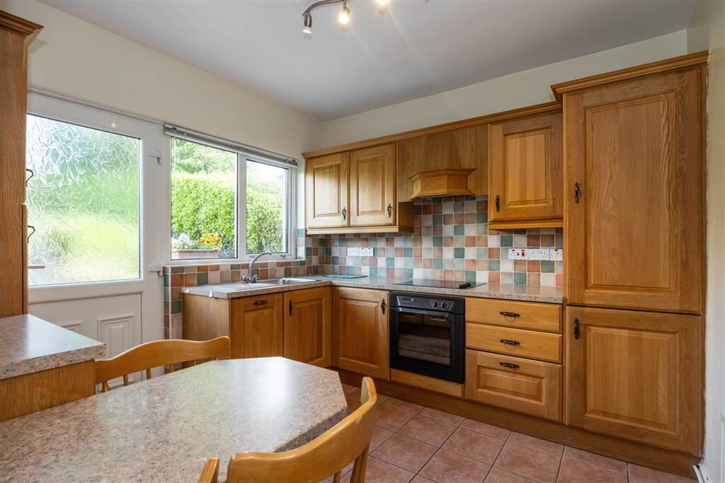 14 Knocknashinna Road 6 of 16