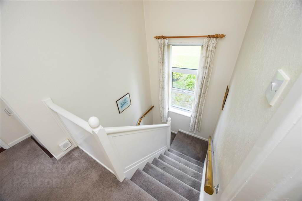 14 Knocknashinna Road 8 of 16