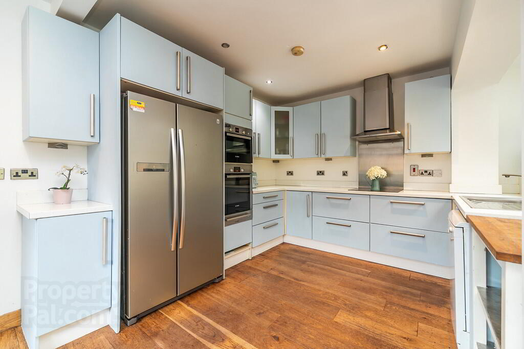 33 Greystown Avenue 9 of 34