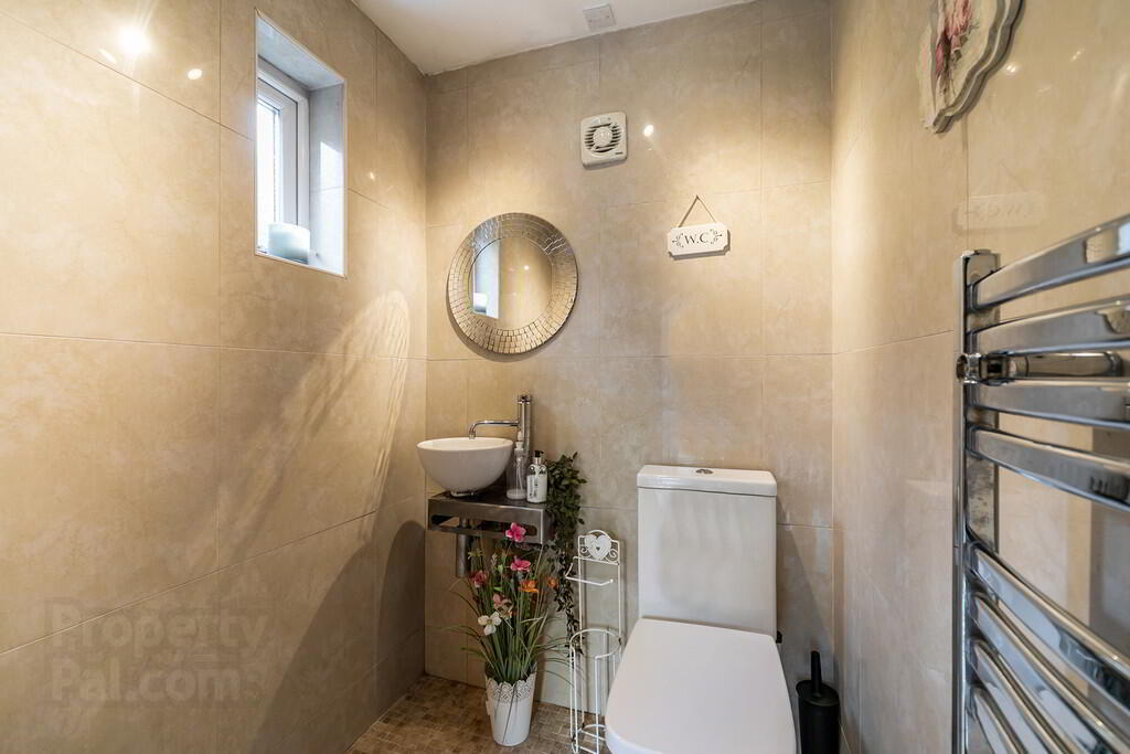 33 Greystown Avenue 18 of 34