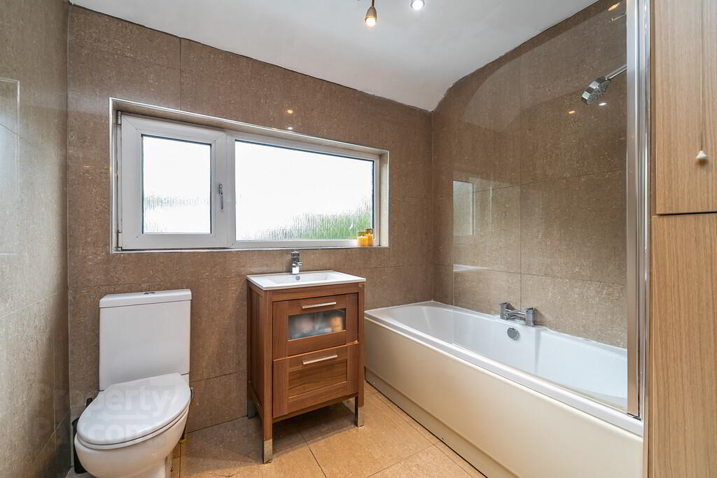 33 Greystown Avenue 23 of 34