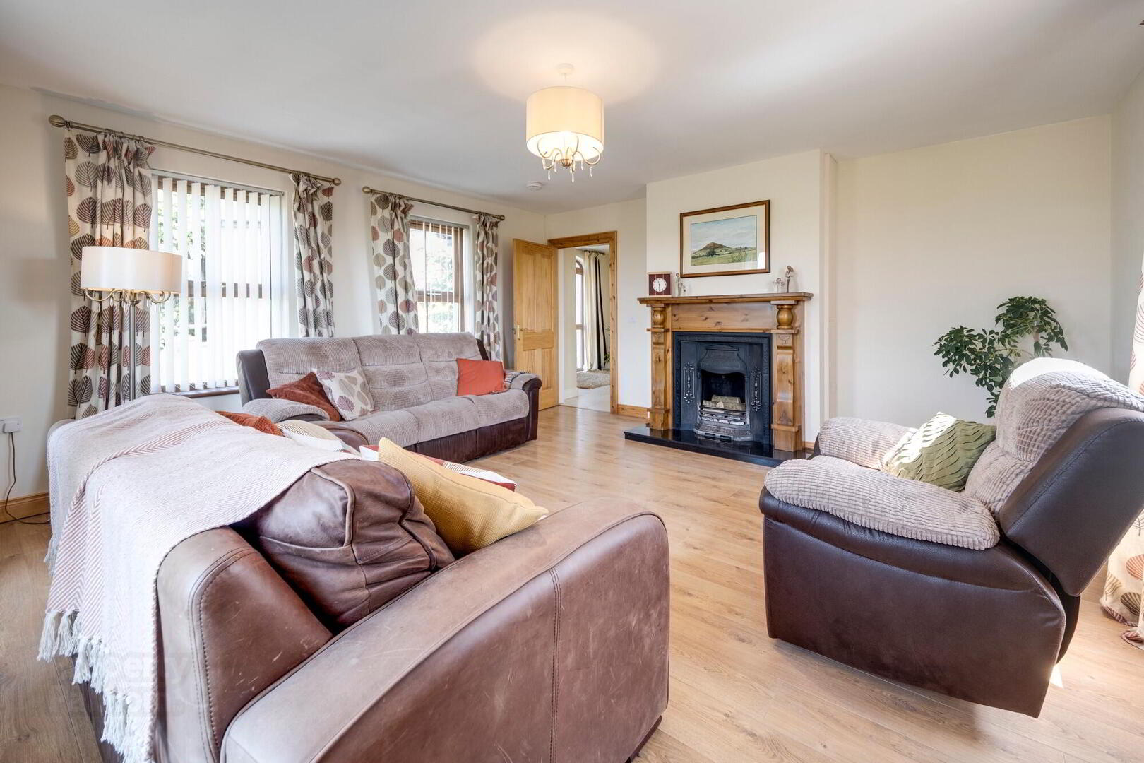 21b Moneyhaw Road 7 of 48