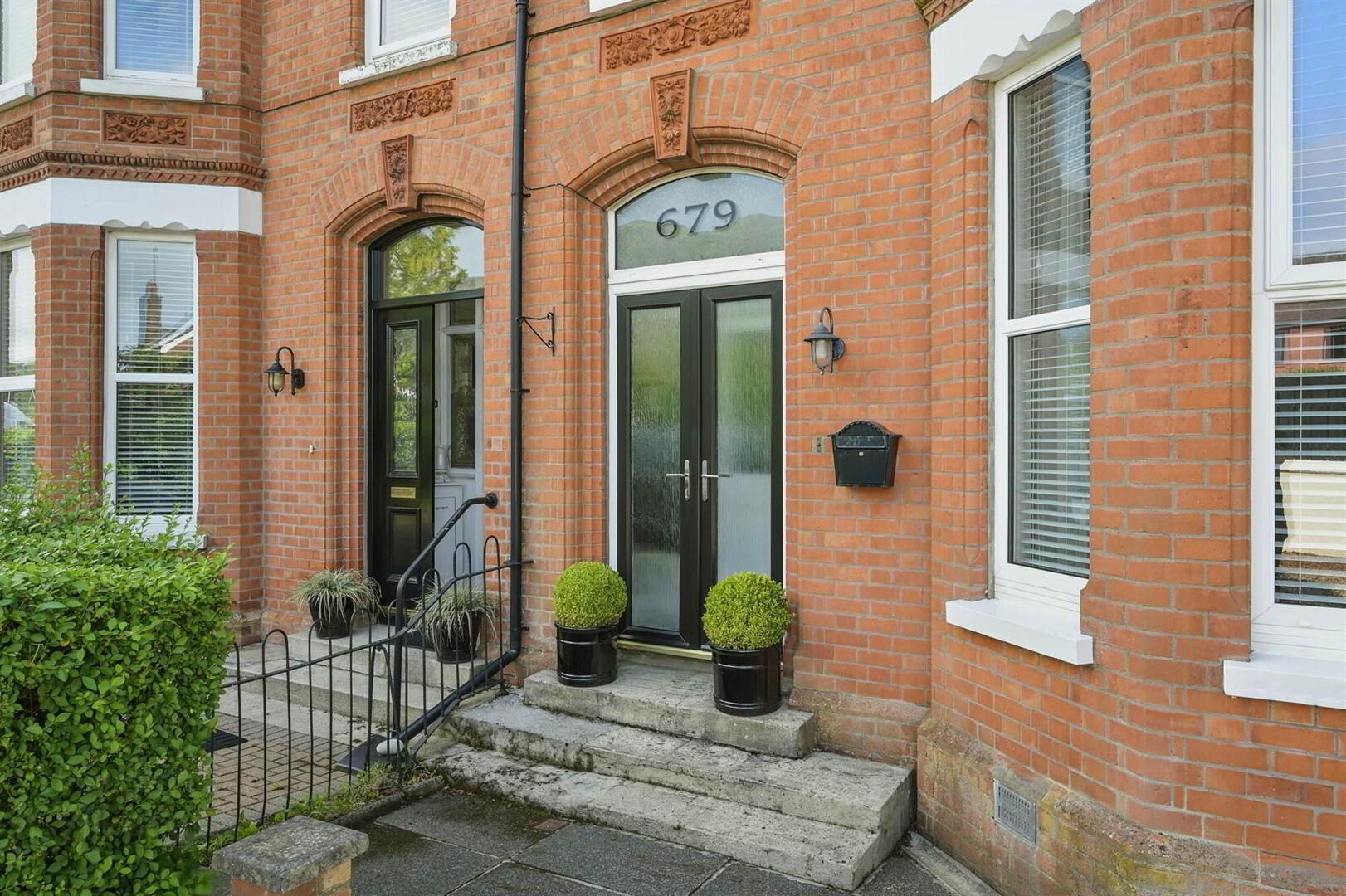 property description image