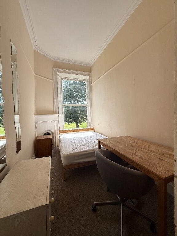 7 Glengyle Terrace 6 of 8