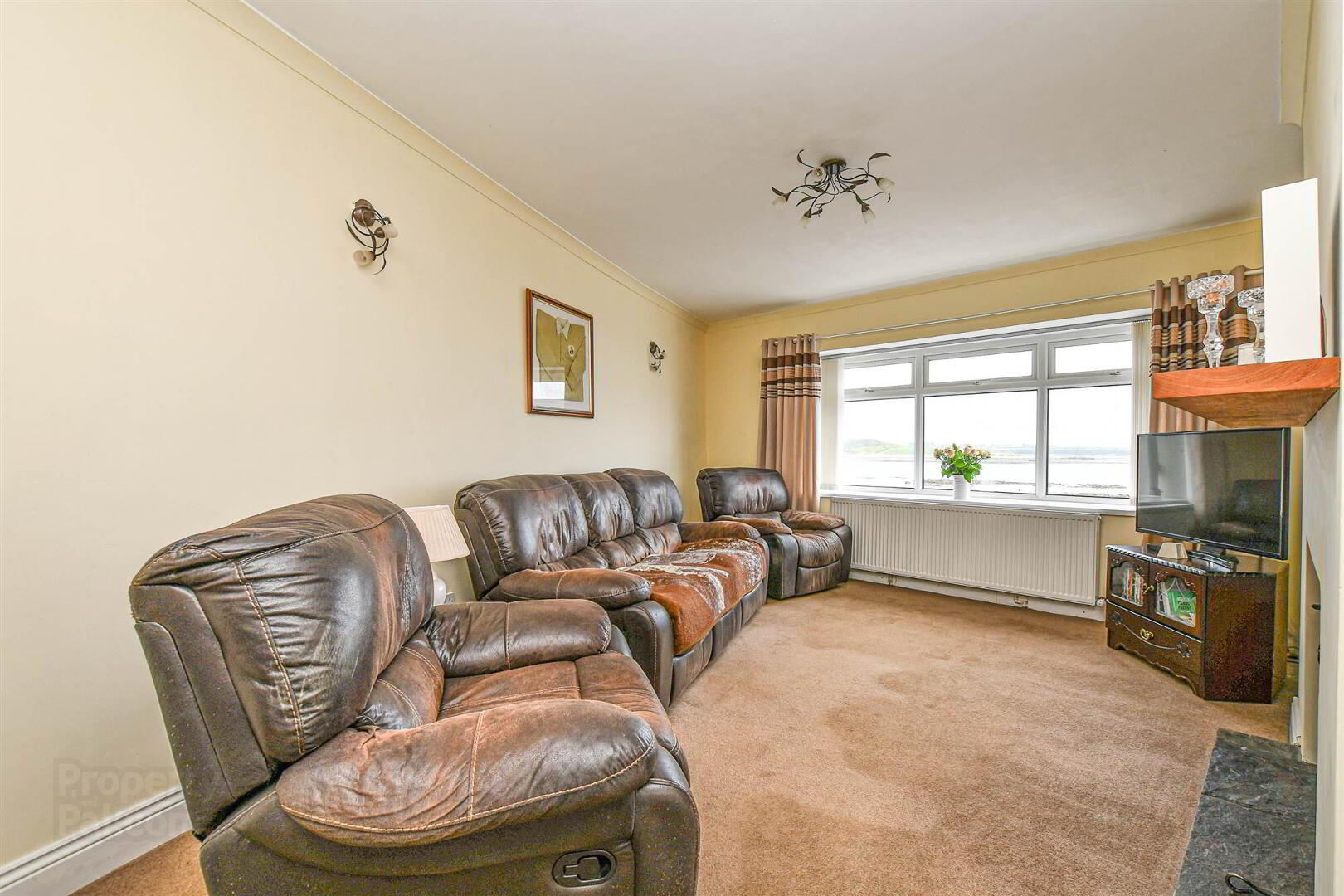 21 Fishermans Row 10 of 33