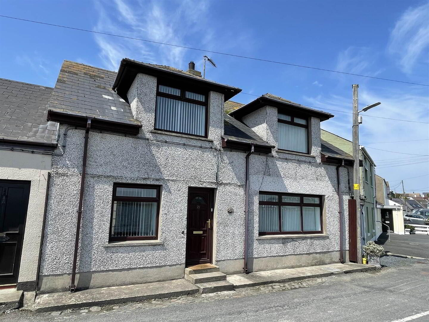 21 Fishermans Row 4 of 33