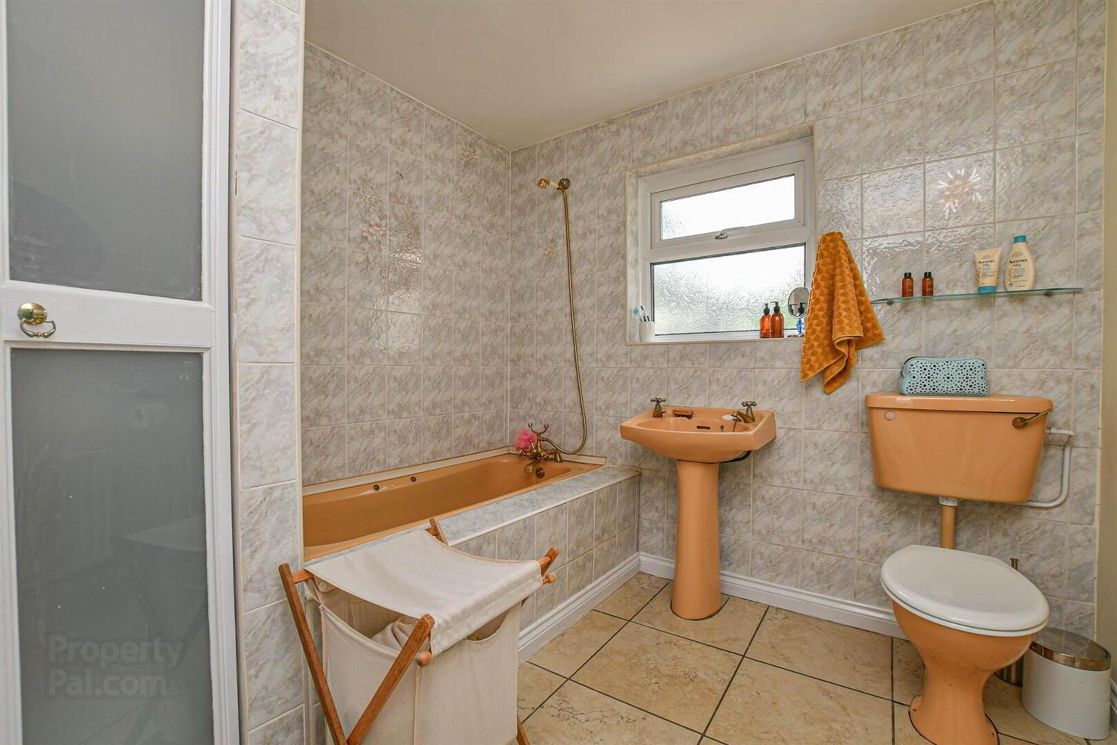 21 Fishermans Row 15 of 33