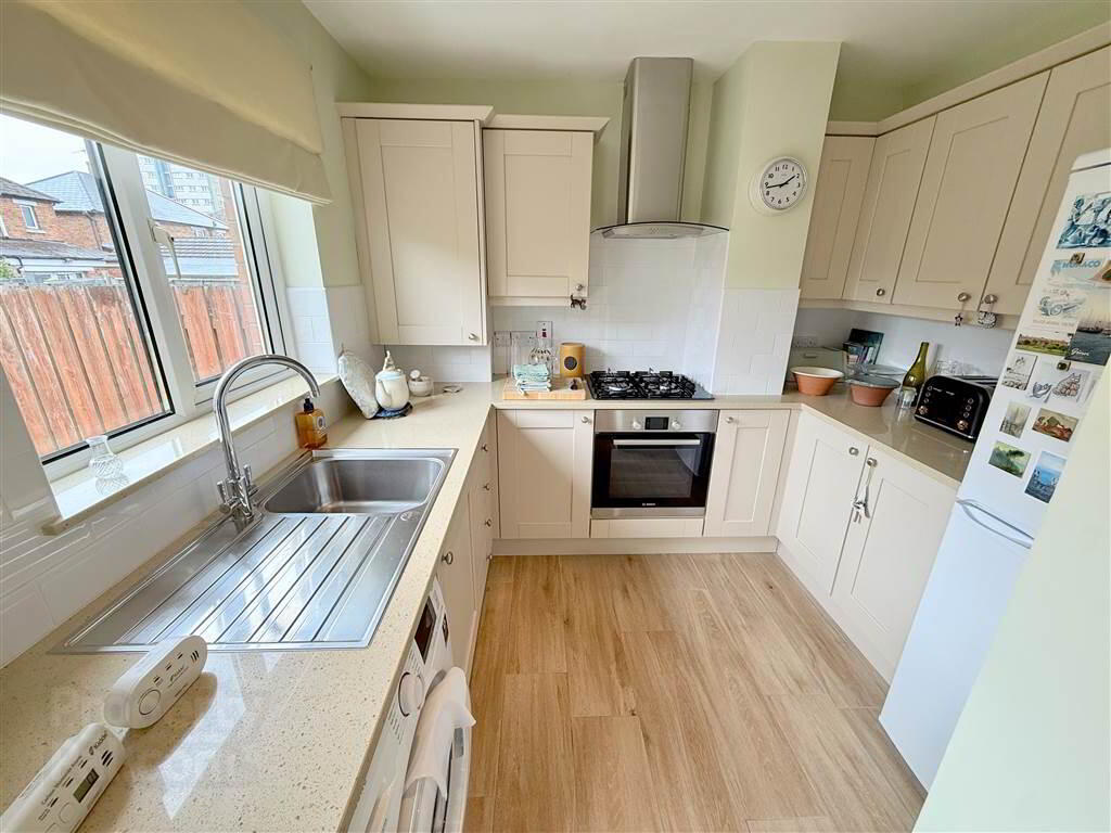 39 Mayfair Avenue 8 of 18