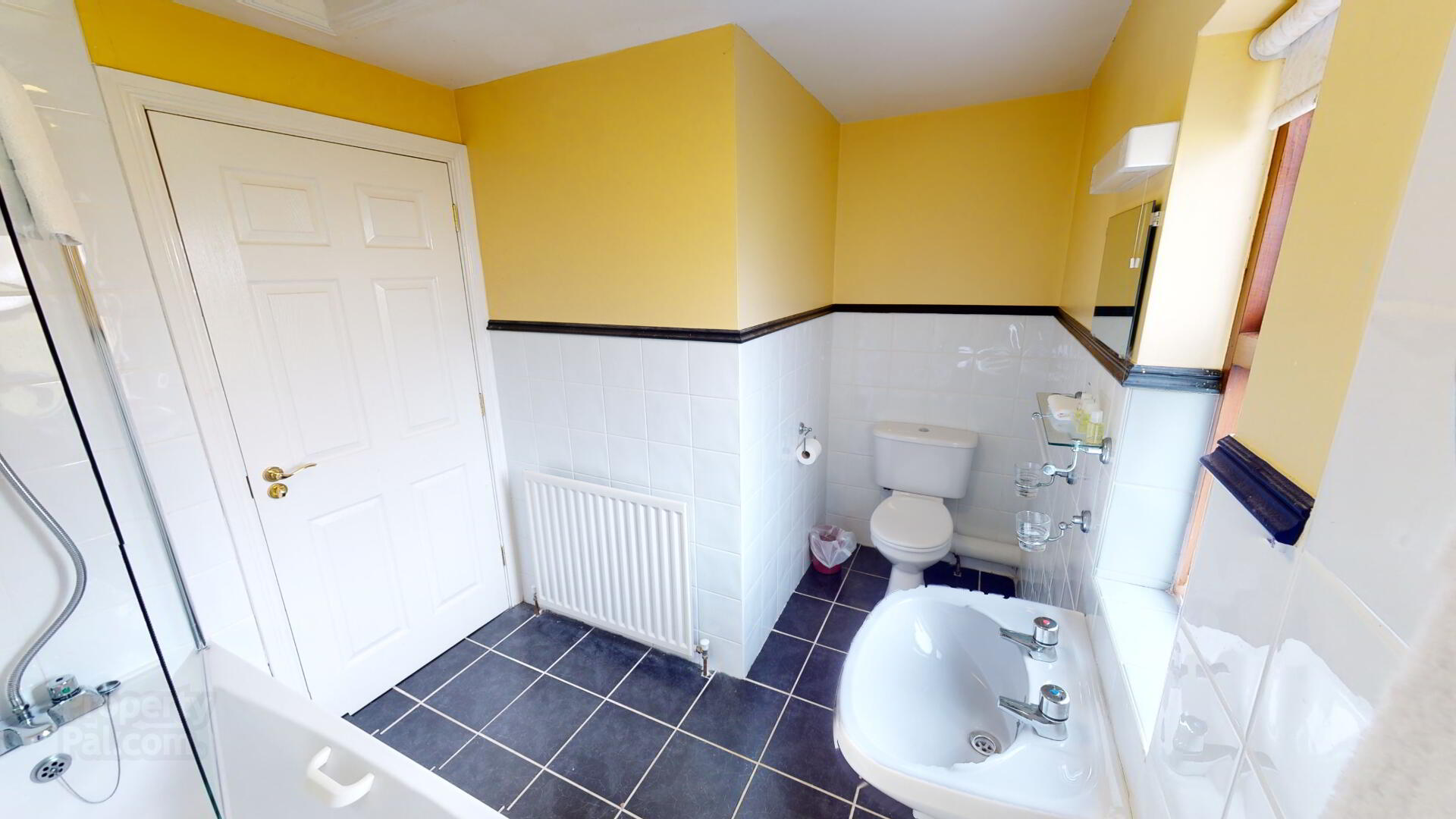 113 & 113a Baronscourt Road 7 of 13