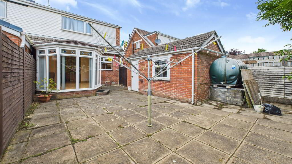 8 Victoria Crescent 14 of 15
