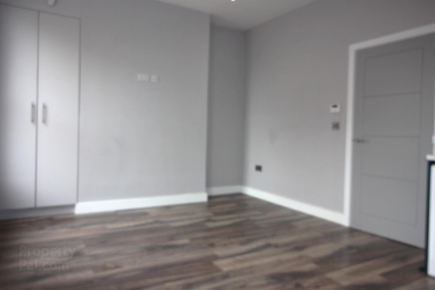 Apartment 2 153 Albertbridge Road 3 of 5