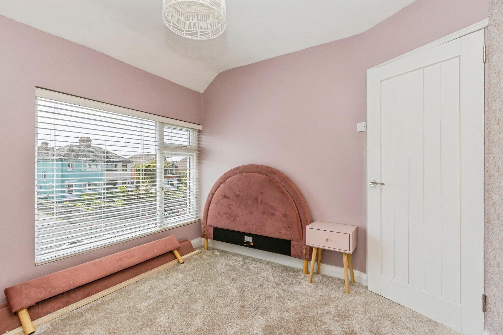 30 Newton Park 13 of 20