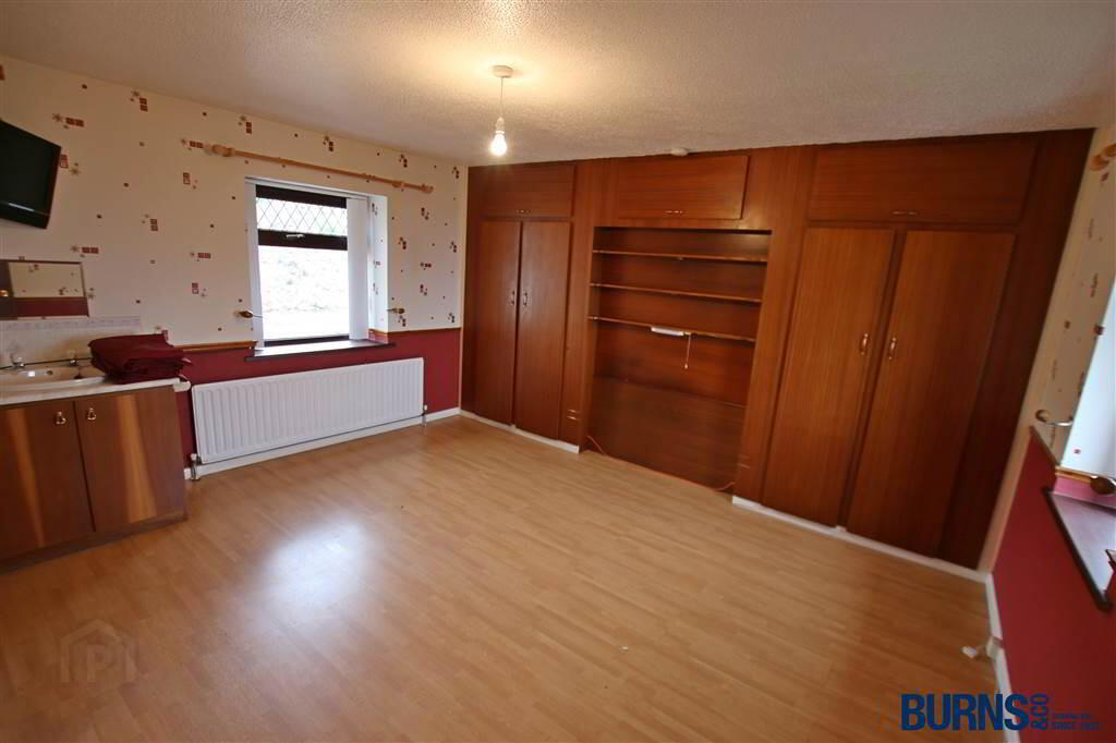 32 Dunmurray Road 8 of 13