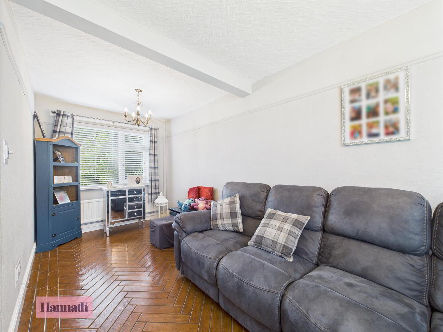24 Woodside Green 5 of 19
