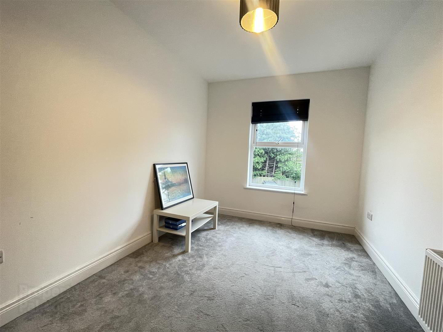 Apt 6, 2 Eaton Park 8 of 9
