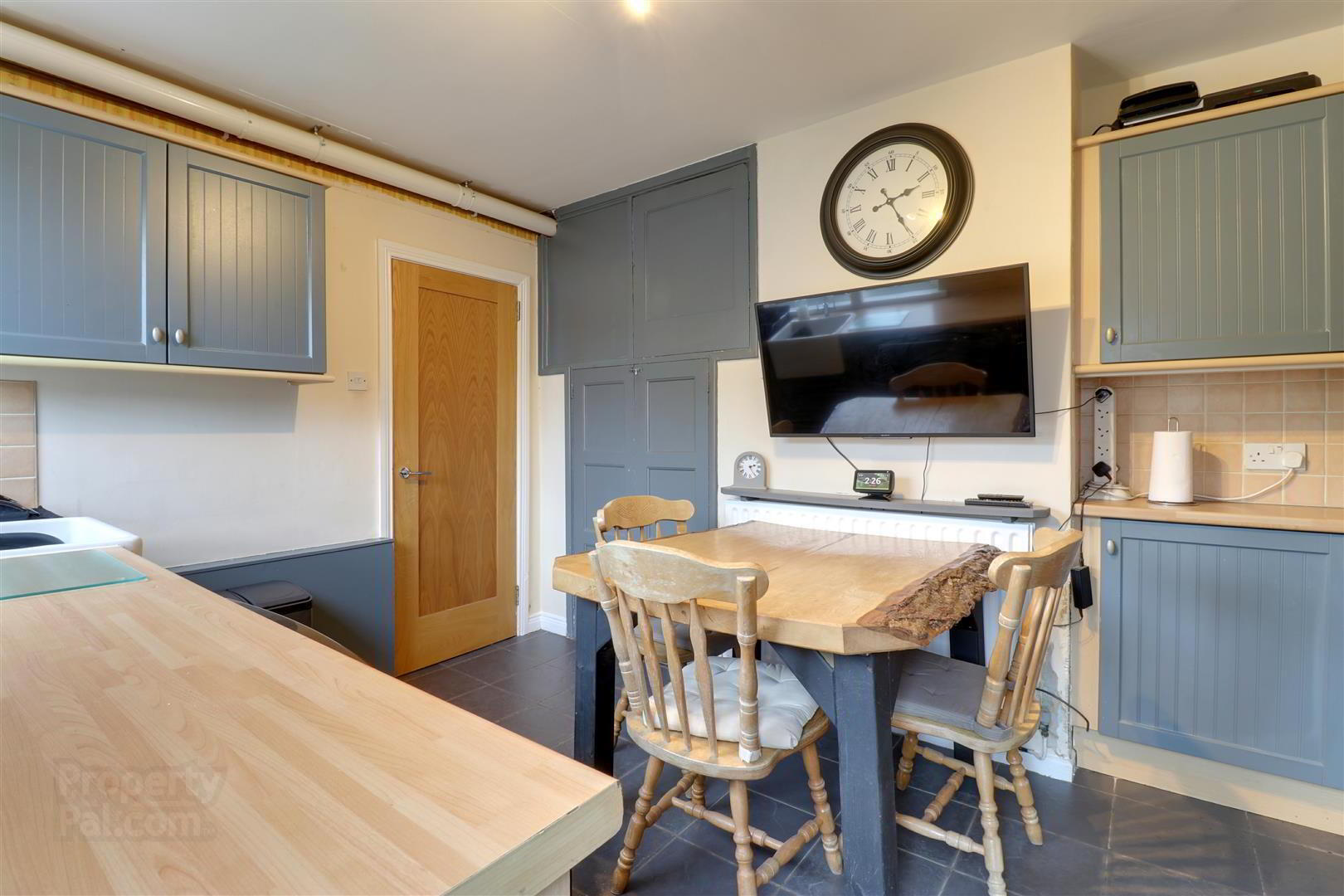 20 South Avenue 4 of 16