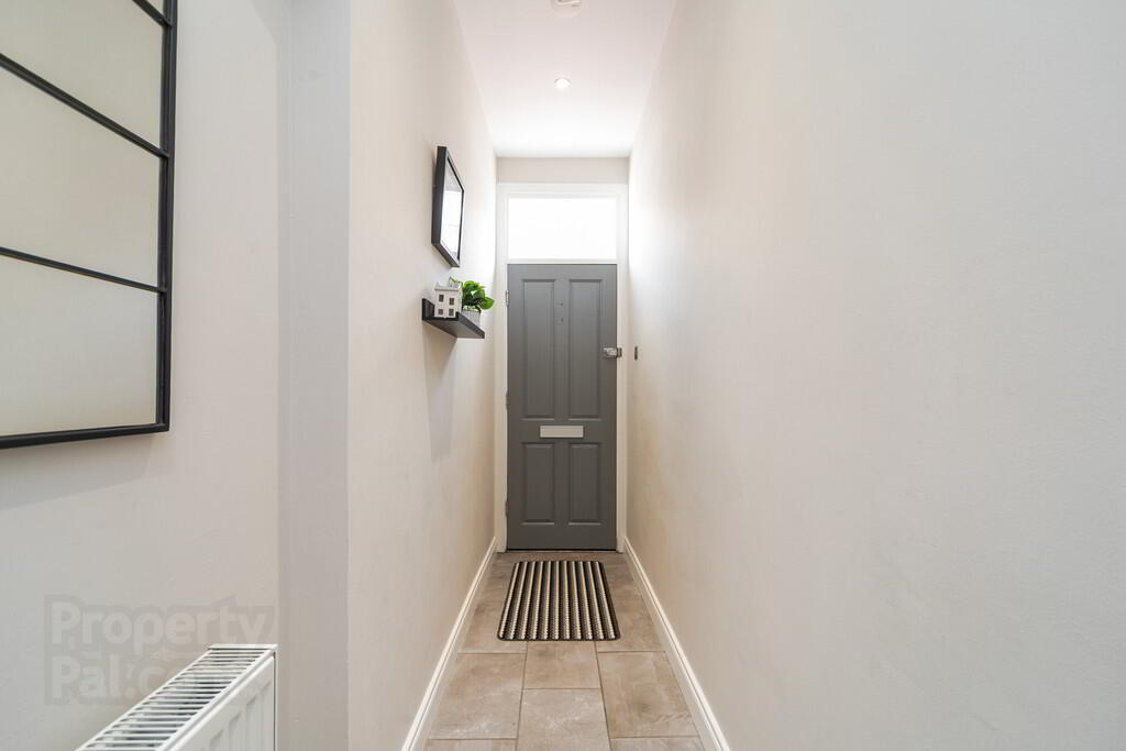 25 Cheviot Avenue 3 of 23
