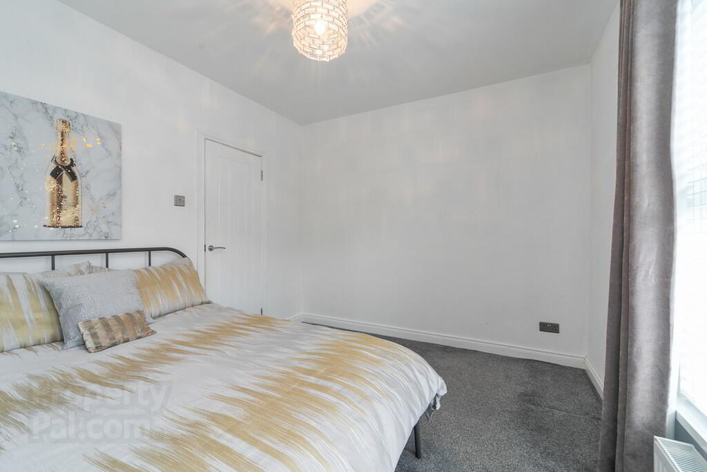 25 Cheviot Avenue 14 of 23