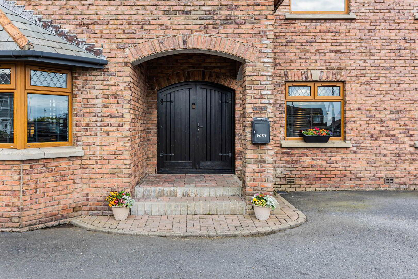 49 Main Road 3 of 37