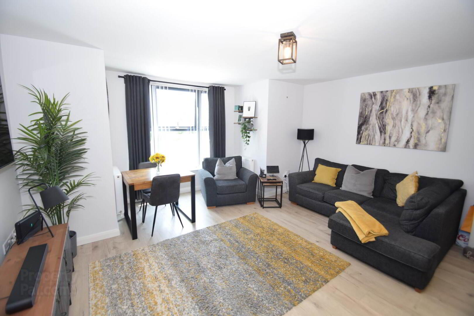 Apt 2 The Cutts, Dunmurry 8 of 27