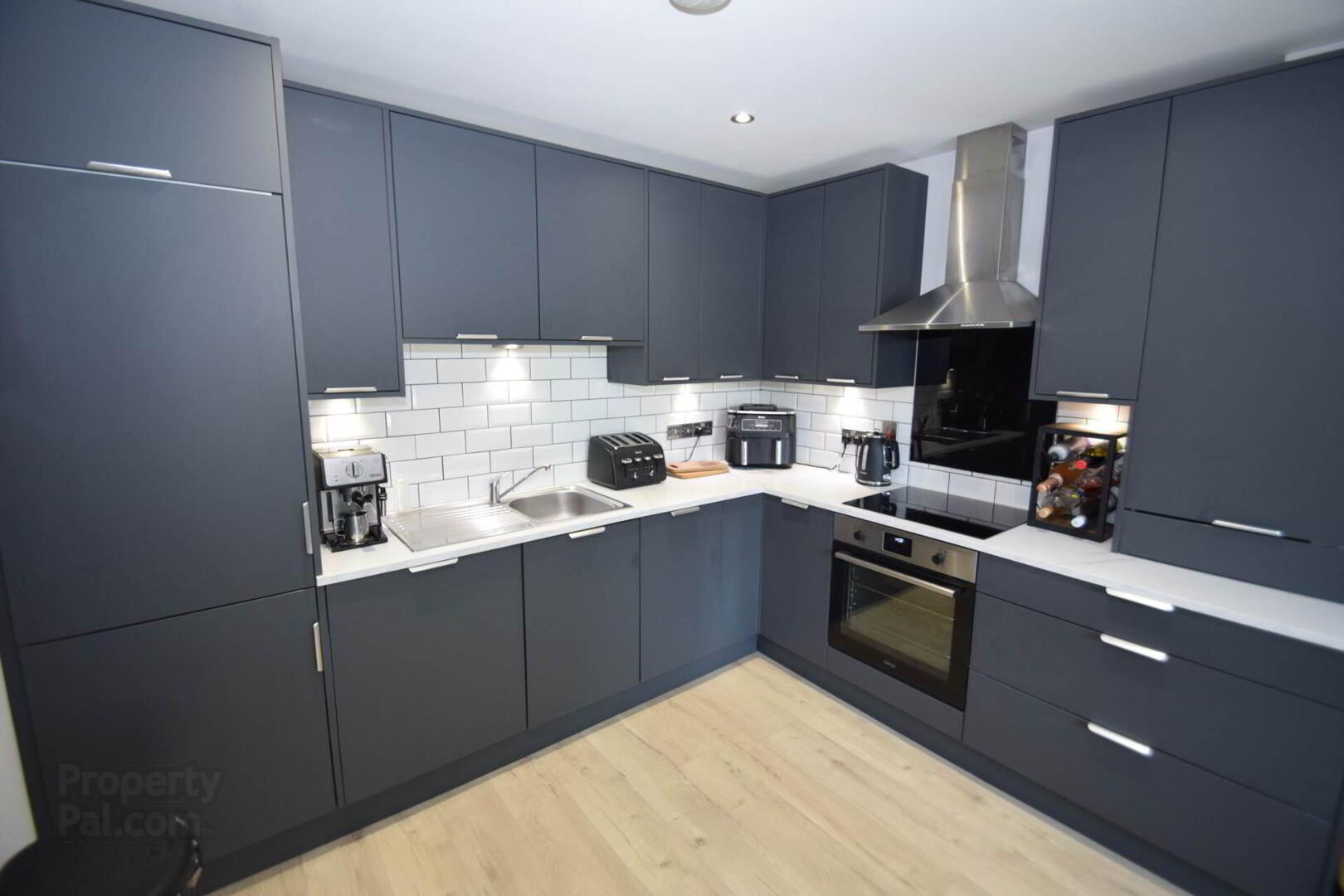 Apt 2 The Cutts, Dunmurry 10 of 27