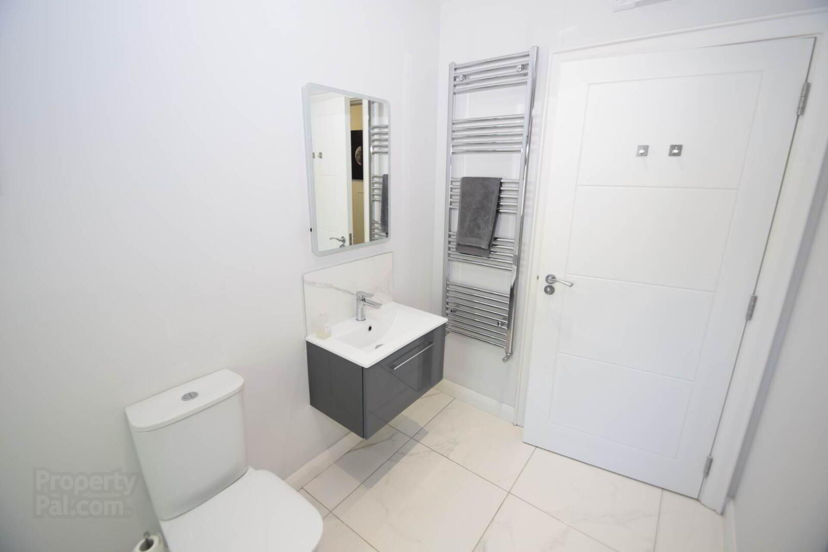Apt 2 The Cutts, Dunmurry 22 of 27