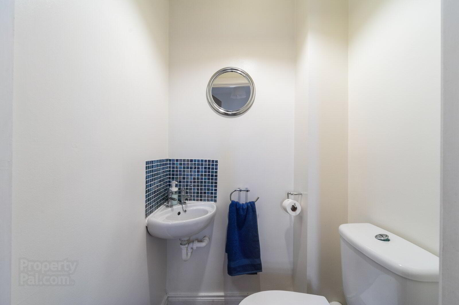 122 Glenholm Park 7 of 14